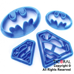 CORTANTE DE SUPER HEROES SUPERMAN Y BATMAN 4 UNIDADES HS9002 X 1