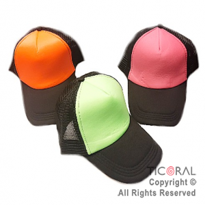 SOMBRERO VISERA NEGRO CON FRENTE FLUO NEON COLORES SURTIDOS CAP x 1